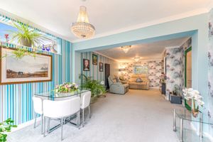 Photo 17- click for photo gallery